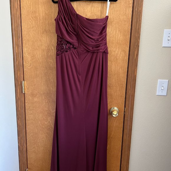 One Shoulder Bridesmaids Dress with Slit David's Bridal Wine Burgundy Lace Side - Picture 5 of 15